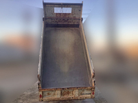 三菱ふそうキャンターダンプ小型（2t・3t）[写真10]