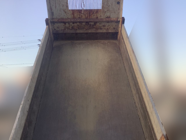 三菱ふそうキャンターダンプ小型（2t・3t）[写真11]