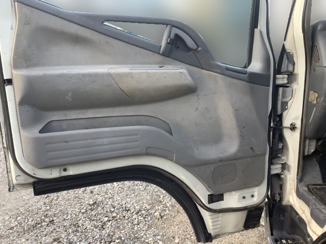 三菱ふそうキャンターダンプ小型（2t・3t）[写真25]