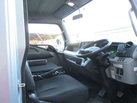 日産アトラス平ボディ小型（2t・3t）[写真10]