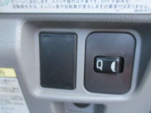 日産アトラス平ボディ小型（2t・3t）[写真13]