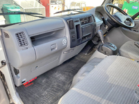 トヨタダイナ平ボディ小型（2t・3t）[写真29]