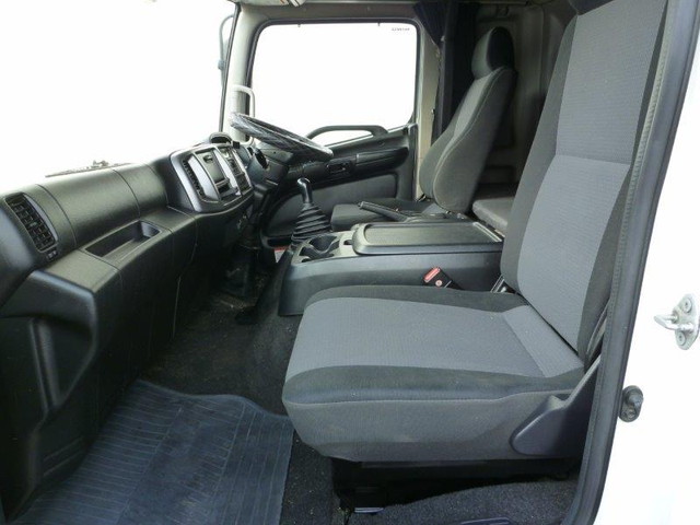 日野レンジャーアルミウイング中型（4t）[写真13]