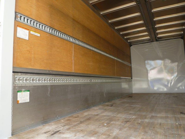 日野レンジャーアルミウイング中型（4t）[写真22]