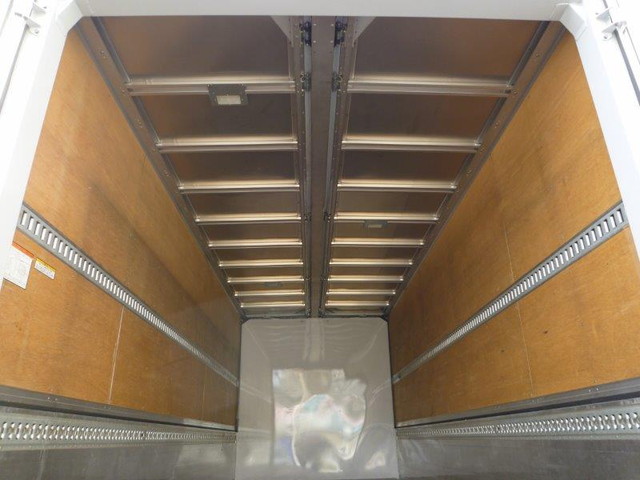 日野レンジャーアルミウイング中型（4t）[写真23]