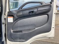 日野レンジャーアルミブロック中型（4t）[写真29]