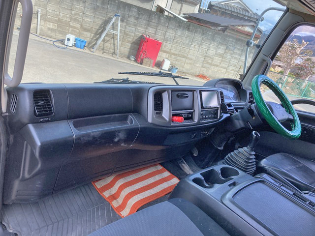 日野レンジャーアルミブロック中型（4t）[写真30]