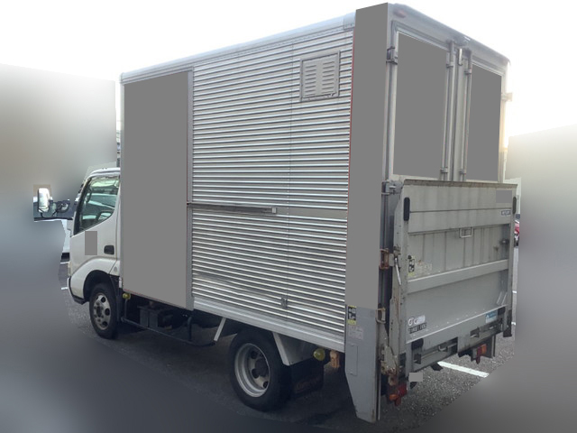 トヨタダイナアルミバン小型（2t・3t）[写真04]