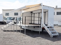 いすゞエルフイベントカー小型（2t・3t）[写真10]