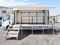 いすゞエルフイベントカー小型（2t・3t）[写真11]