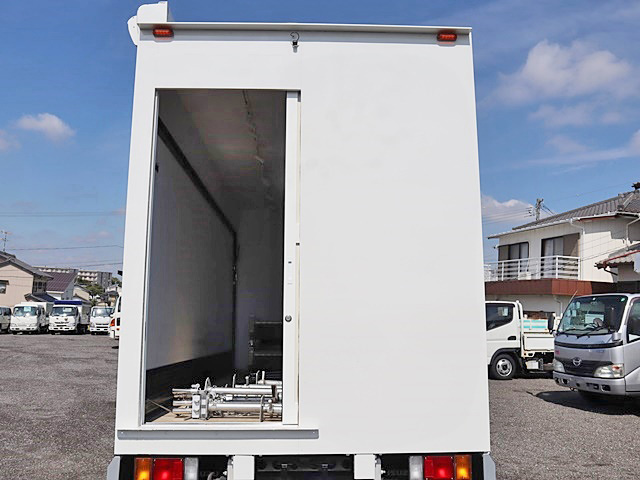 いすゞエルフイベントカー小型（2t・3t）[写真15]