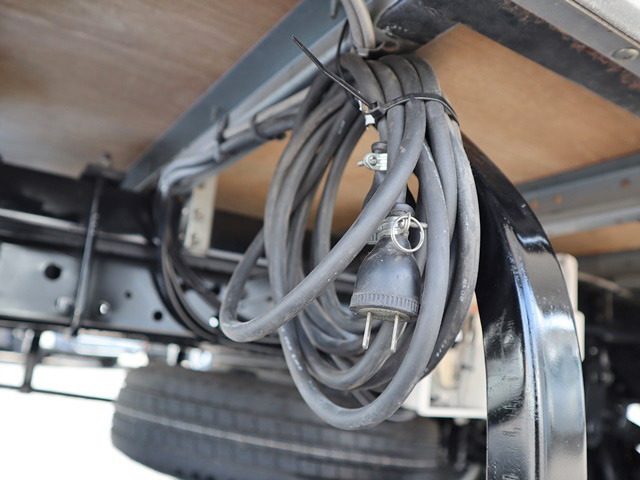 いすゞエルフイベントカー小型（2t・3t）[写真20]