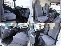 いすゞエルフイベントカー小型（2t・3t）[写真32]