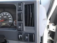 いすゞエルフイベントカー小型（2t・3t）[写真37]