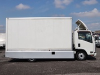 いすゞエルフイベントカー小型（2t・3t）[写真07]