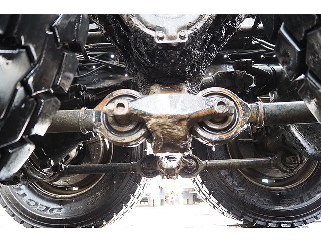 いすゞギガダンプ大型（10t）[写真21]