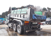 いすゞギガダンプ大型（10t）[写真02]