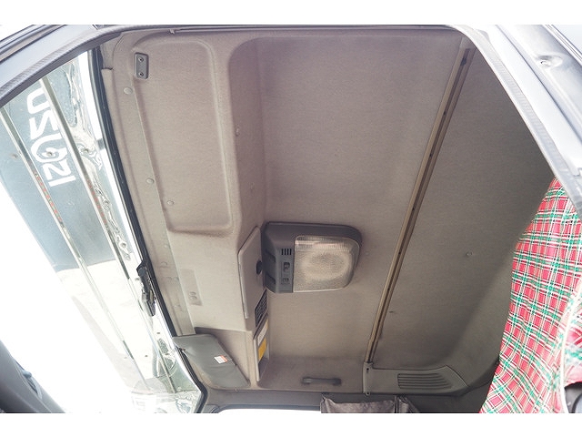 いすゞギガダンプ大型（10t）[写真32]