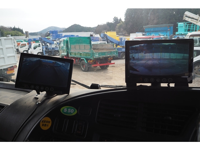 いすゞギガダンプ大型（10t）[写真36]