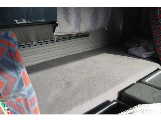 いすゞギガダンプ大型（10t）[写真37]