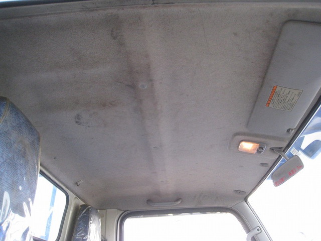 三菱ふそうキャンター高所作業車小型（2t・3t）[写真11]