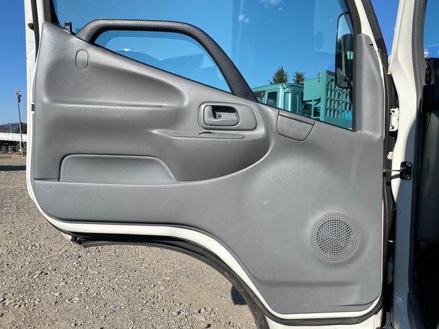 トヨタダイナ平ボディ小型（2t・3t）[写真22]