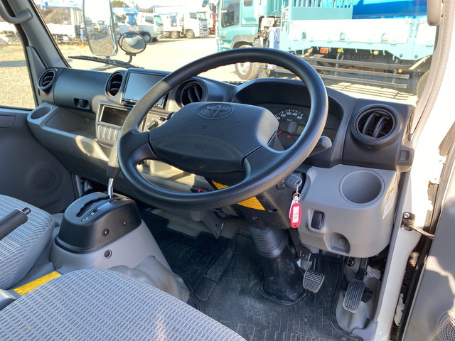 トヨタダイナ平ボディ小型（2t・3t）[写真27]