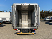 いすゞエルフ冷凍車（冷蔵車）小型（2t・3t）[写真11]