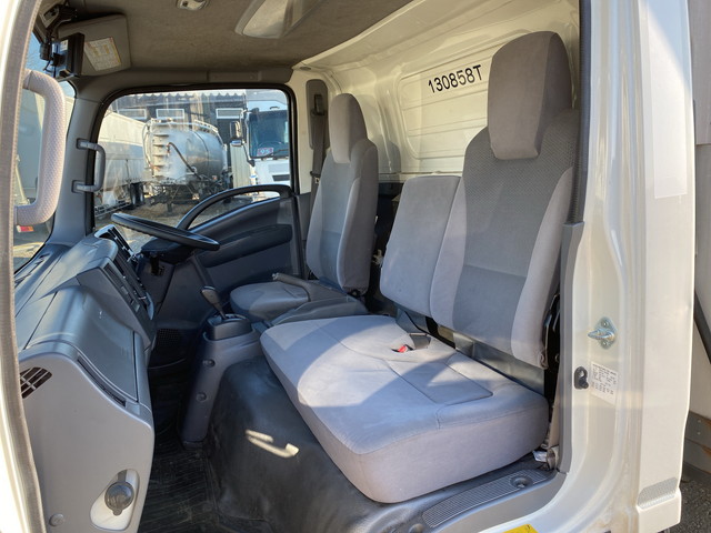 いすゞエルフ冷凍車（冷蔵車）小型（2t・3t）[写真25]