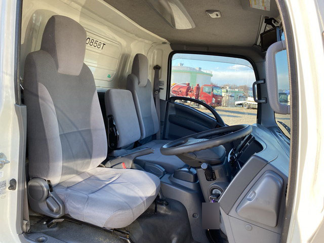 いすゞエルフ冷凍車（冷蔵車）小型（2t・3t）[写真26]