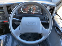 いすゞエルフ冷凍車（冷蔵車）小型（2t・3t）[写真30]