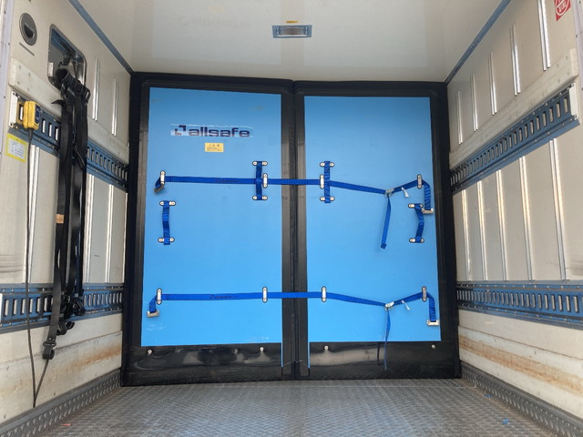 トヨタダイナ冷凍車（冷蔵車）小型（2t・3t）[写真11]