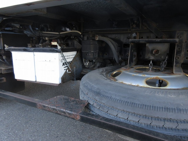 トヨタダイナアルミバン小型（2t・3t）[写真16]