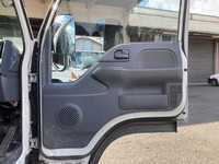 いすゞエルフダブルキャブ（Wキャブ）小型（2t・3t）[写真21]