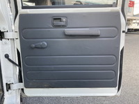 いすゞエルフダブルキャブ（Wキャブ）小型（2t・3t）[写真26]