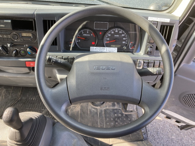 いすゞエルフダブルキャブ（Wキャブ）小型（2t・3t）[写真30]