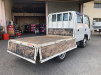 いすゞエルフダブルキャブ（Wキャブ）小型（2t・3t）[写真03]