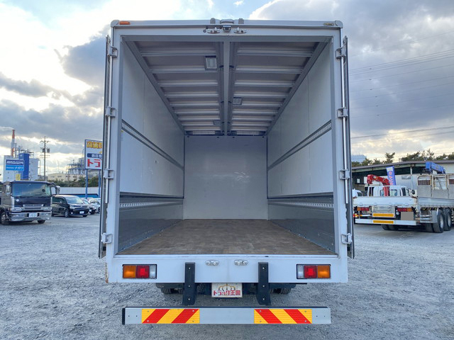 三菱ふそうファイターアルミウイング中型（4t）[写真11]