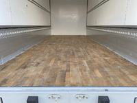 三菱ふそうファイターアルミウイング中型（4t）[写真16]