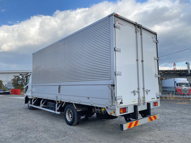 三菱ふそうファイターアルミウイング中型（4t）[写真04]