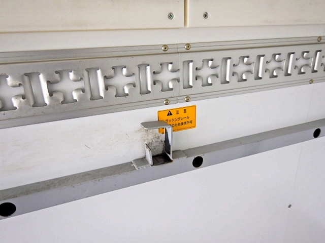 日野デュトロパネルバン小型（2t・3t）[写真23]