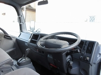 いすゞエルフ幌ウイング小型（2t・3t）[写真26]