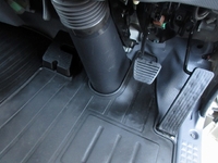 いすゞエルフ幌ウイング小型（2t・3t）[写真32]