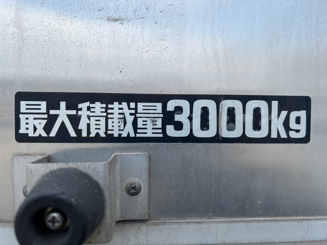 日野デュトロアルミウイング小型（2t・3t）[写真16]