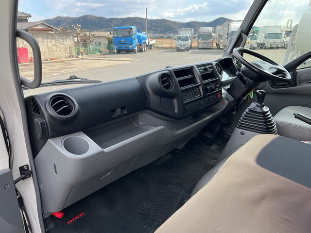 日野デュトロアルミウイング小型（2t・3t）[写真28]