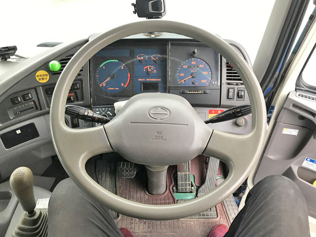 日野プロフィアクレーン5段大型（10t）[写真25]