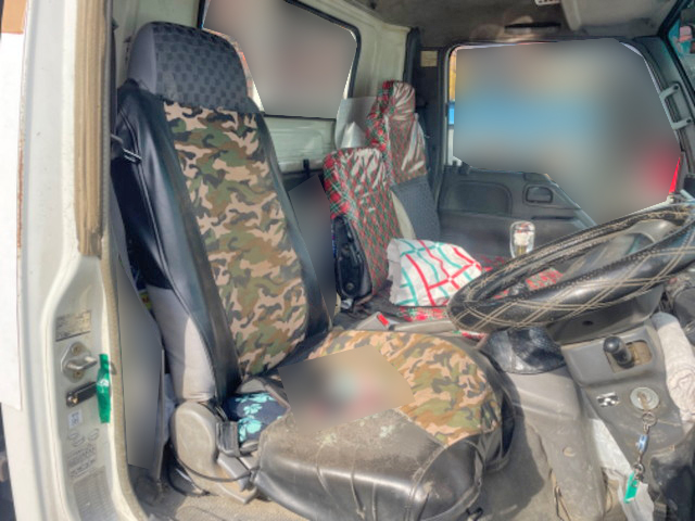 いすゞエルフクレーン3段小型（2t・3t）[写真32]