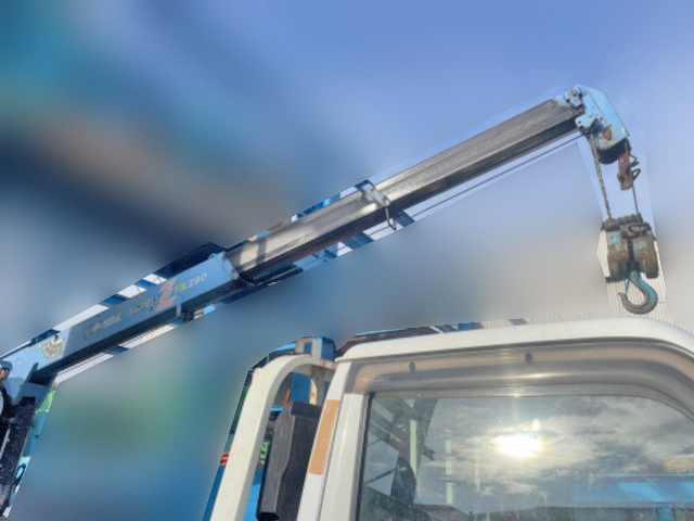 いすゞエルフクレーン3段小型（2t・3t）[写真07]