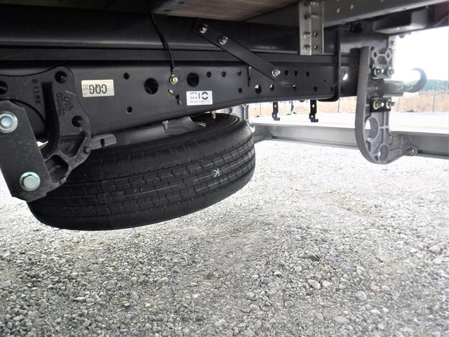 いすゞエルフアルミバン小型（2t・3t）[写真17]