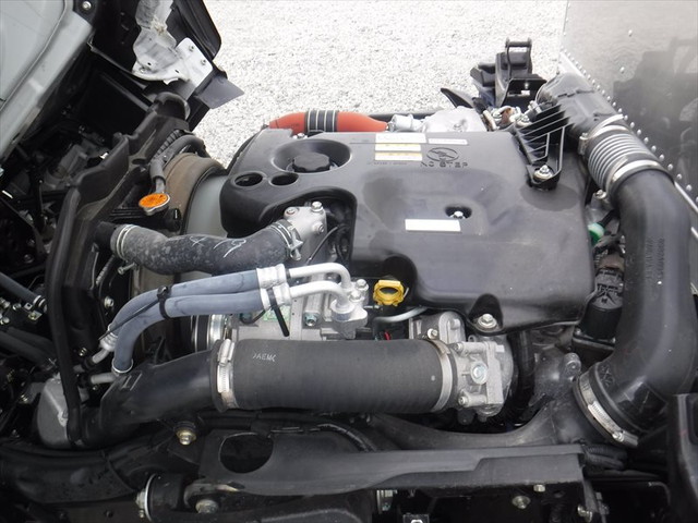 いすゞエルフアルミバン小型（2t・3t）[写真24]